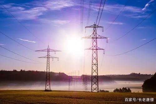  高壓線沒(méi)有外絕緣護(hù)套，下雨天能防漏電嗎？